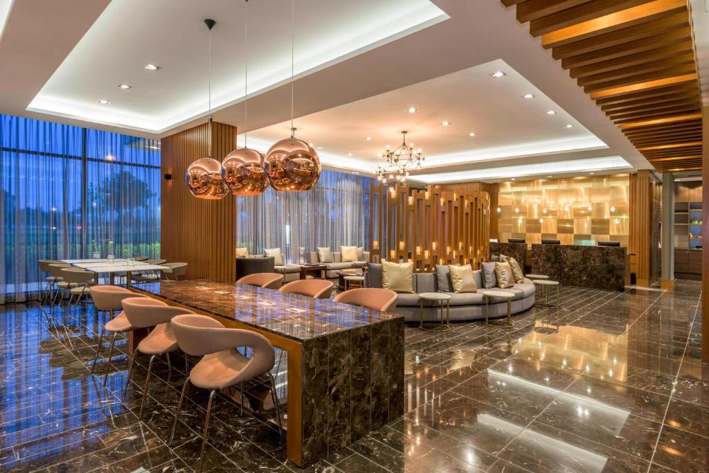 Bogota Airport Hotels Courtyard by Marriott Bogota Airport photo: 2