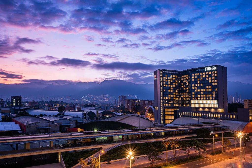 Hilton Bogota Corferias Luxury Hotels Bogota photo: 2