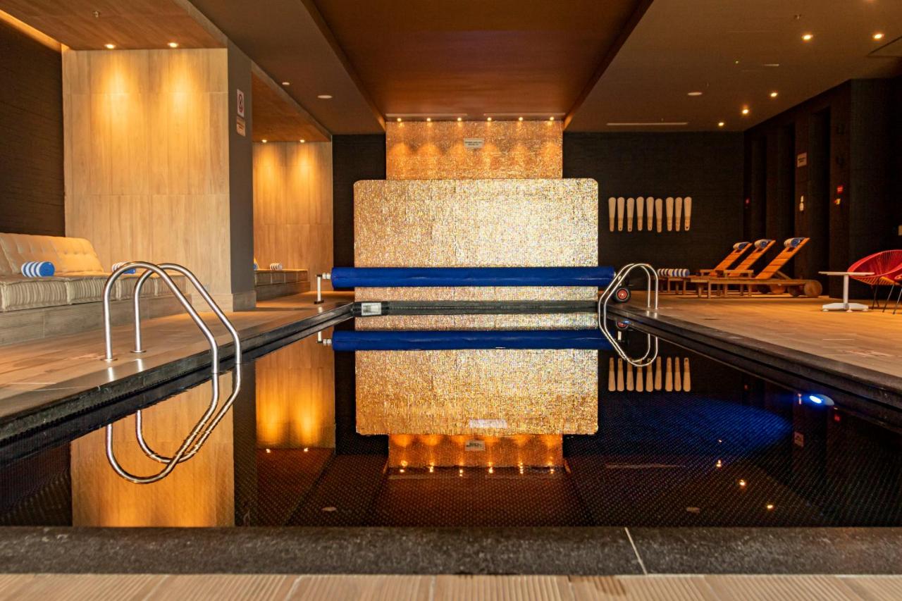 Hilton Bogota Corferias Luxury Hotels Bogota photo: 3
