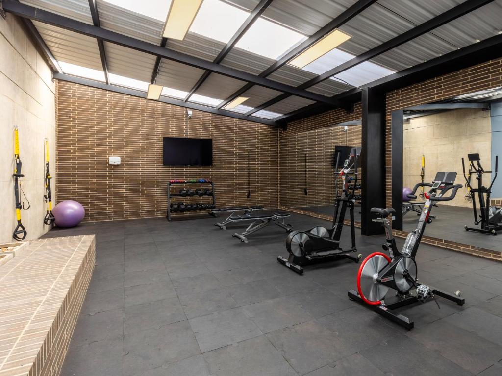 beliving-by-wynwood-house-cheap-hotels-in-bogota-3 beliving by wynwood house cheap hotels in bogota gym