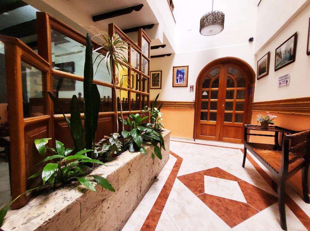 hotel-ambala-bogota-colonial-cheap-hotels-in-bogota-7 hotel ambala bogota colonial cheap hotels in bogota lounge