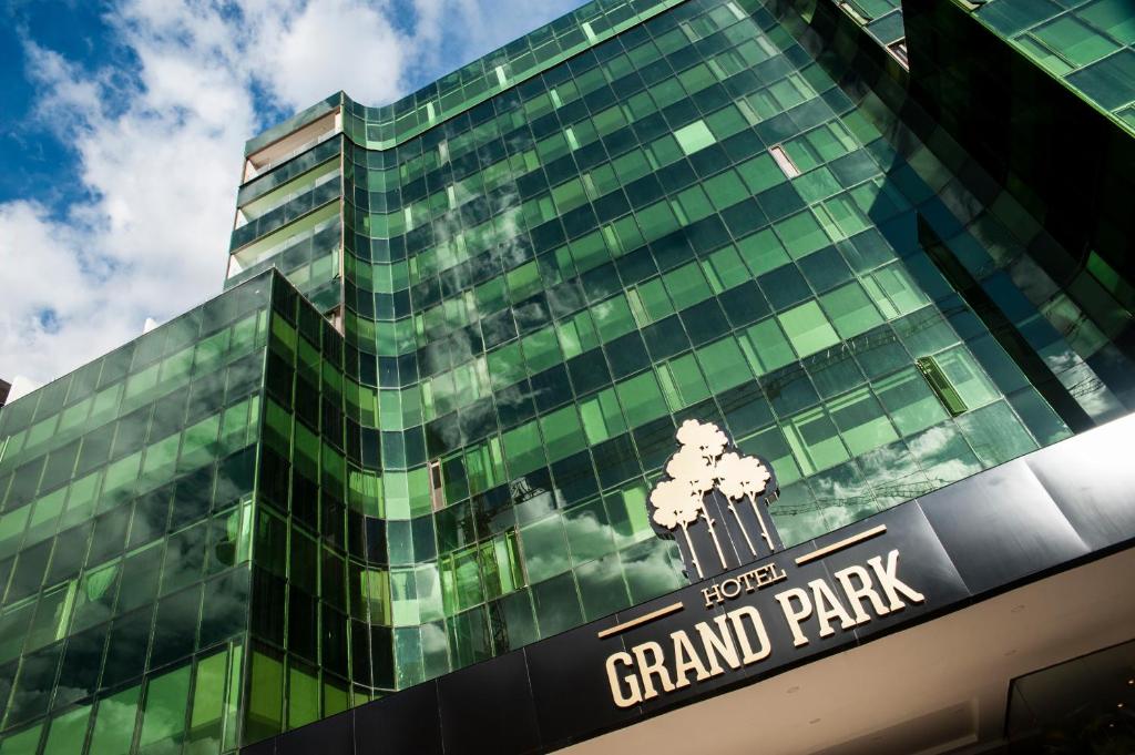 hotel grand parkresorts in bogota colombia front